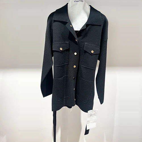 Blazer Hitam Dasar
