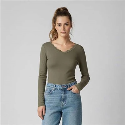 100 Sweater Wol Merino Wanita