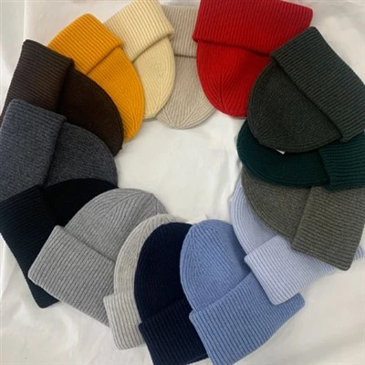 Topi Wol Merino Standar Berwarna-warni