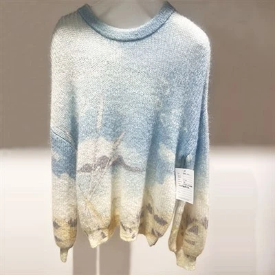 Sweater Cerwneck Desainer