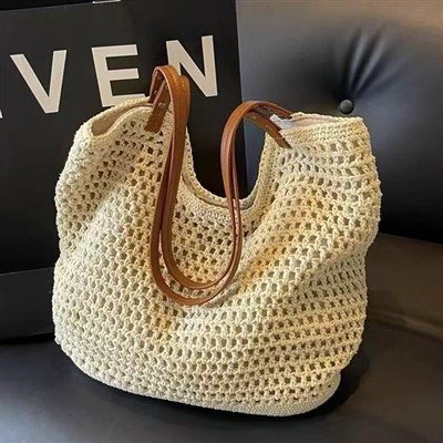 Tas rajutan wol desainer