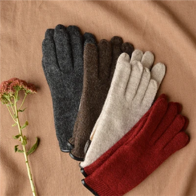 Sarung Tangan Wol Merino