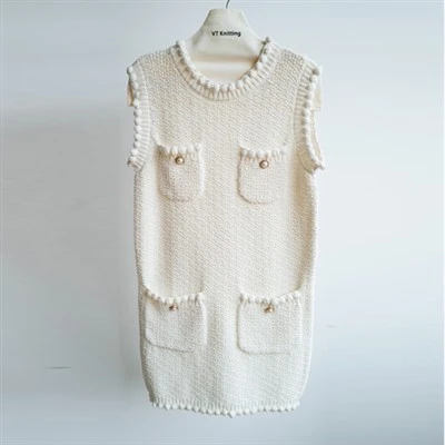 Sweater Wanita Leher V