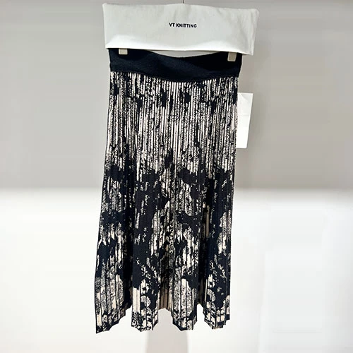 Rok Rajut Hitam Wanita